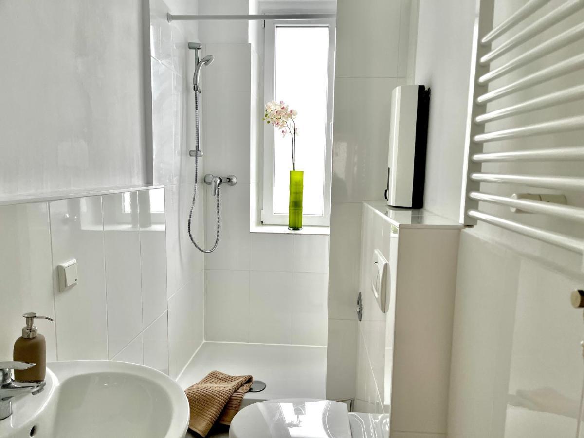Design Apartment - Parking - Kingsize-Bett - 2X Bad - Zentrum هانوفر المظهر الخارجي الصورة
